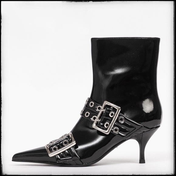 Jeffrey Campbell Shoes - NIB/NWT Jeffery Campbell UP-2-DATE Boot 8.5 OXFD/SANG BLACK SILVER Kitten Bootie